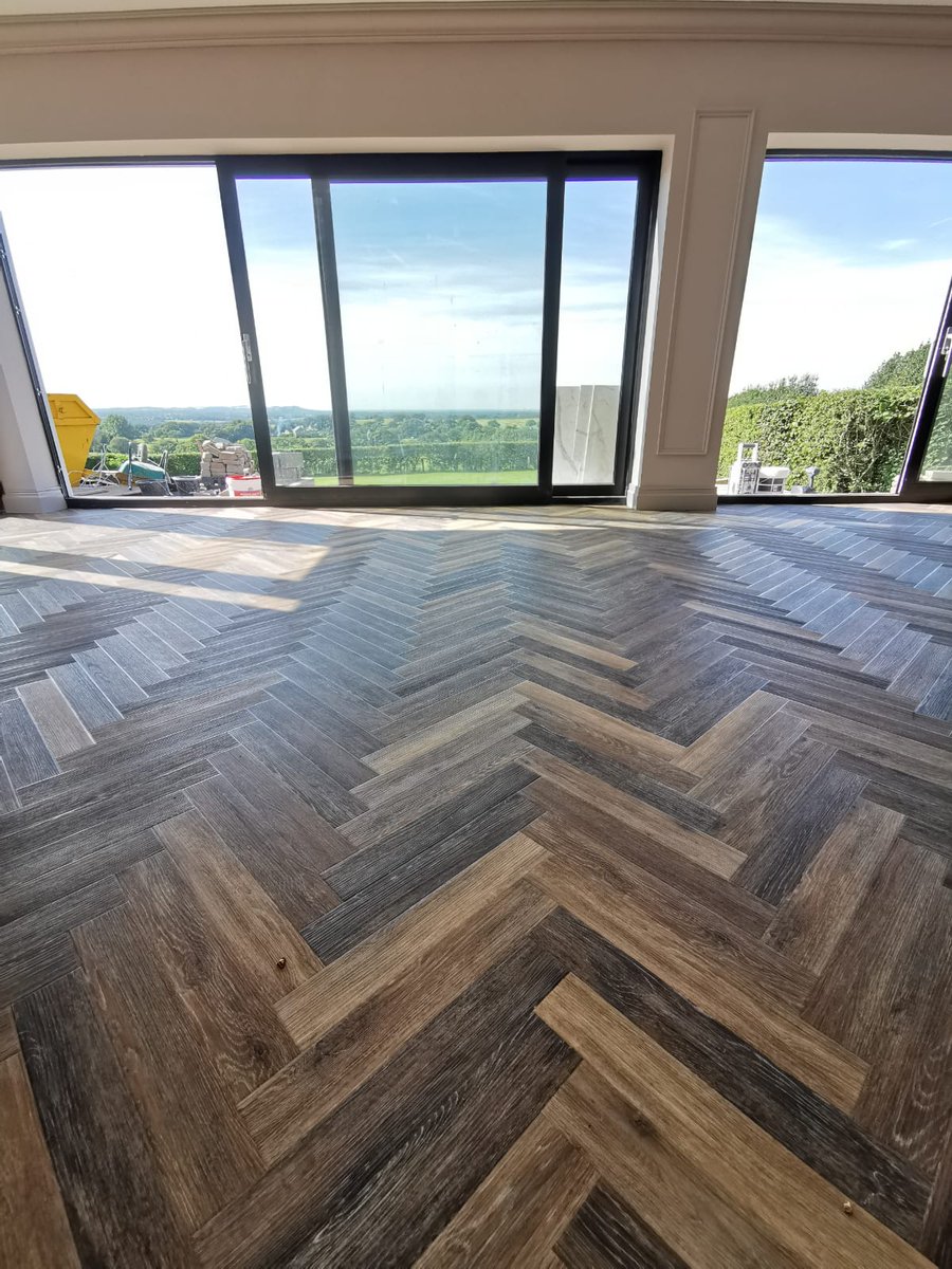 abstractfloornw's tweet photo. On this job we've laid project floors throughout downstairs on a brand new house. Absolutely stunning finish.. #projectfloors #lvtflooring
https://t.co/5z5g8ssQiW @ProjectFloorsUK https://t.co/YTaGyMr7v9