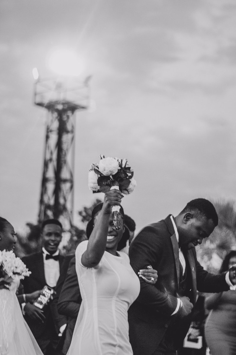 Oluwajosh_'s tweet photo. My sister got married and it was absolutely BEAUTIFUL ❤️ https://t.co/Ze26ATiK6c