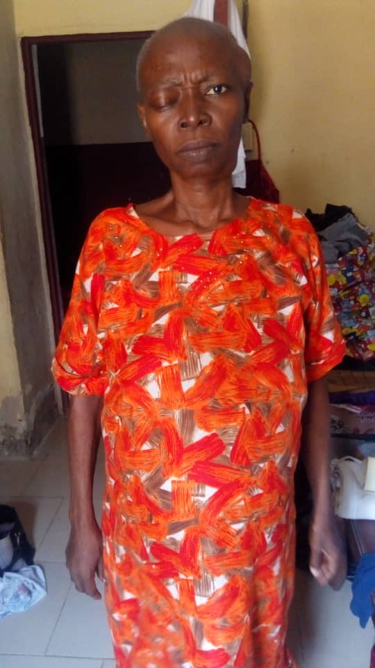 Ozikroh0's tweet photo. I heard that Oluwafunmilayo Shonibare doesn't have a child but she took care of people's children like they were own ππ
Please help us #SaveFunmilayo
Oluwafunmilayo Shonibare
0608307845
GT Bank https://t.co/e0qw2B0Mph