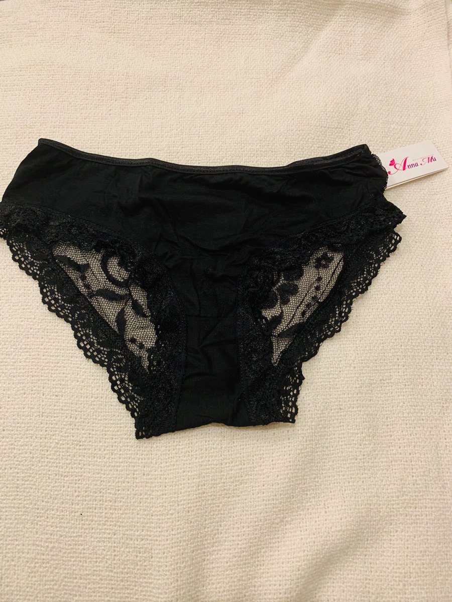 HardlySeductive's tweet photo. Brand New Anna Mu Rear Window T-back Semi-translucent Panty

Price: $10 cad
Colour: Black
Material: Polyester
Size: Free size
★Waist: 24"~30"
★Hip: 32"~40"

We accept local and international delivery
Dm for more details https://t.co/Pp3ob7Dwap