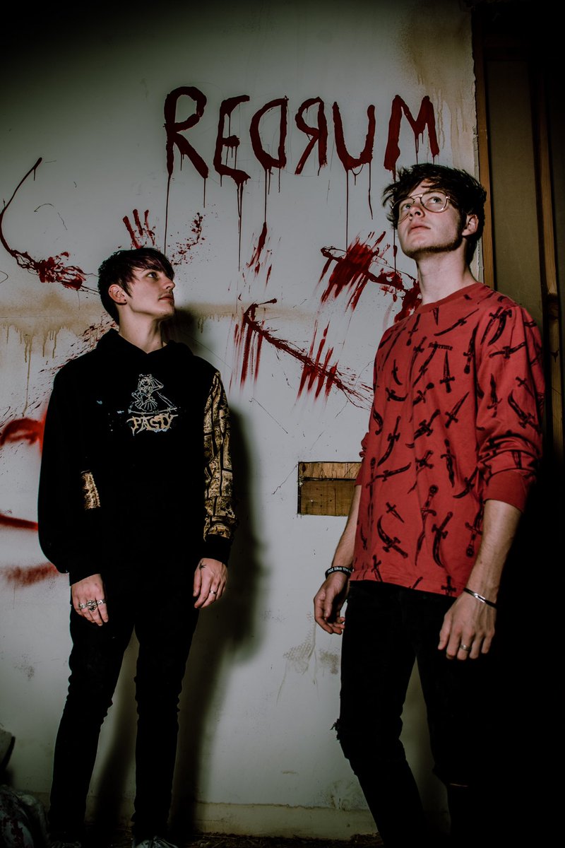 SamandColby's tweet photo. favorite time of the year. https://t.co/XoGMImp7wn