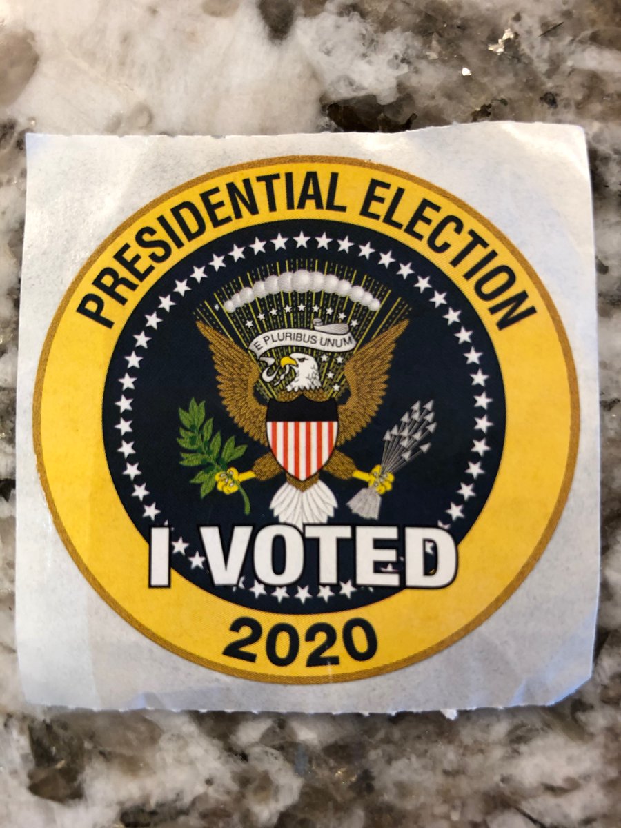 Nacole_Gray's tweet photo. @chipgaines Yes! To share w/
@joannagaines
: #iVoted #MamaCooked #DaddyShopped #Fast #Meals #Roasted #Oven #24YearOldChina #Lenox #EternalGold #OldSchool #ColombianArt #ColombianPewter #ColombianPortoVasos #Colombia #FromDiplomaticTour &
@BeckerVineyards
#Wine #TheFREQUENCY #Jesus 🥘👨👩👧 https://t.co/VcP91PoDgE