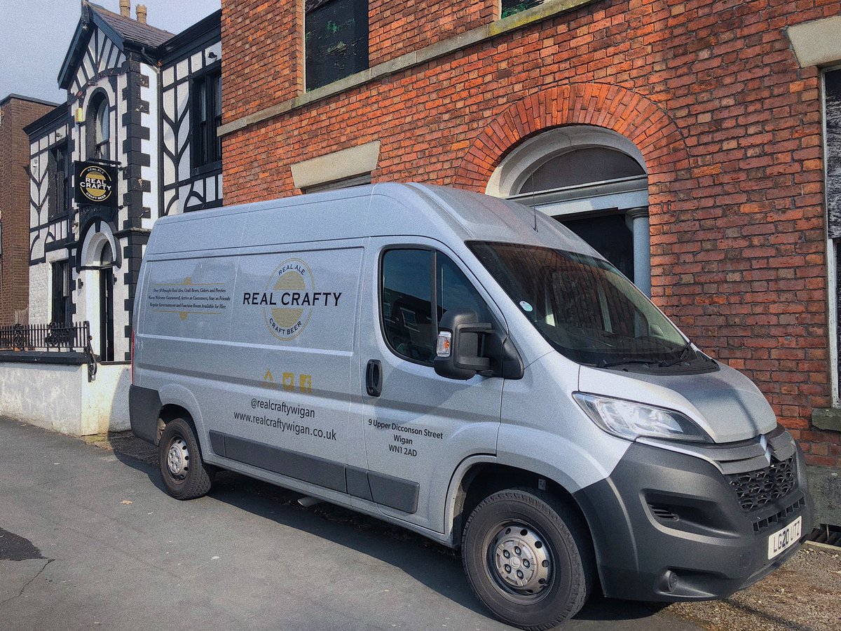 RealCraftyWigan's tweet photo. 🚐🍻 https://t.co/XxAiWC1jsL