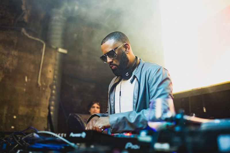 nelacthebeatnja's tweet photo. Aight y'all! Back with another #SampleFlipMondays.
This challenge is dedicated to the OG @madlib since his birthday just passed.
YOUR MISSION: Take the sample source of one of your favorite Madlib joints and reimagine it in your own way. #madlibchallenge is the tag. https://t.co/Jz8fxQnUl8
