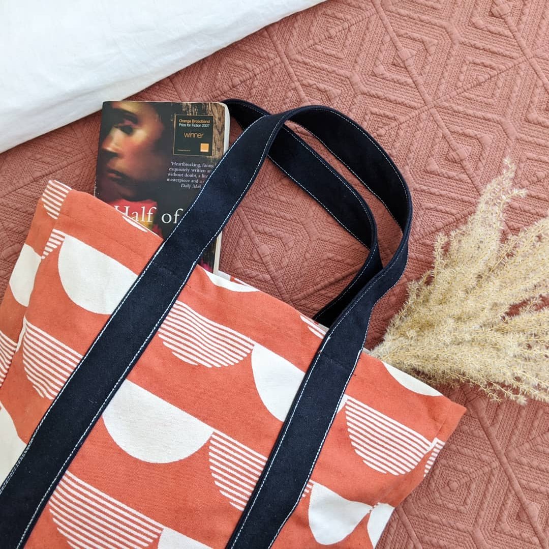 MaykherFashion's tweet photo. C O M I N G * S O O N

I'm excited to share another sneaky peak of something new coming to the shop VERY soon!! You loved our last range of Indian hand block printed totes bags so we are over the moon to bring them back and add a couple more! 

Watch this space!

#ForWomankind https://t.co/FgrcP5sPhr