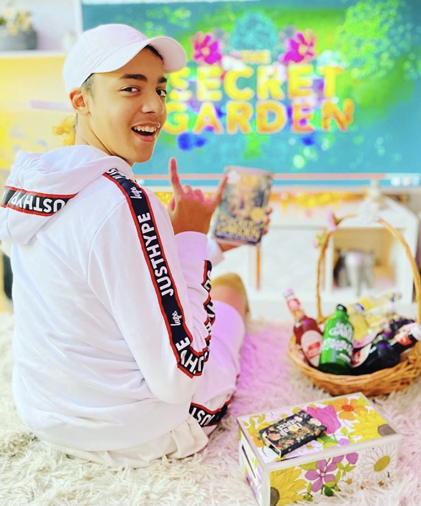 jaadindaho's tweet photo. Life is one big adventure and another starts right here on @skytv #skyoriginals is showcasing @thesecretgarden and the movie is very cool, well it has been made by the same makers as #harrypotter and #paddington. https://t.co/tHUjfniR1V