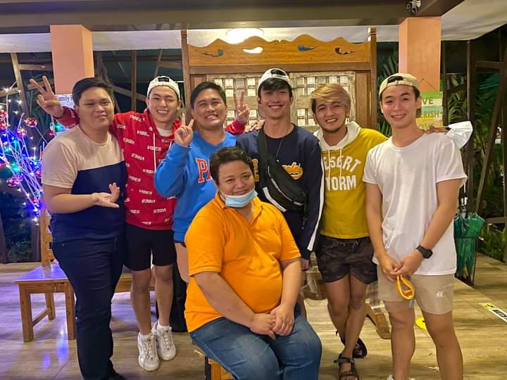 JeffreluG's tweet photo. Isa sa Pinaka masayang araw ko ito na Makita At makilala ang @JACETV__ Babies na sina @hardheadedniko @markyerasga @itsjcbtw4 sobrang bait nila ngiti yakap ang sumalubong saamin di kami nag kamali na suportahan ang mga taong Ito dahil super deserved nila nakuha nila respeto ko. https://t.co/d5oJ8yCJHm
