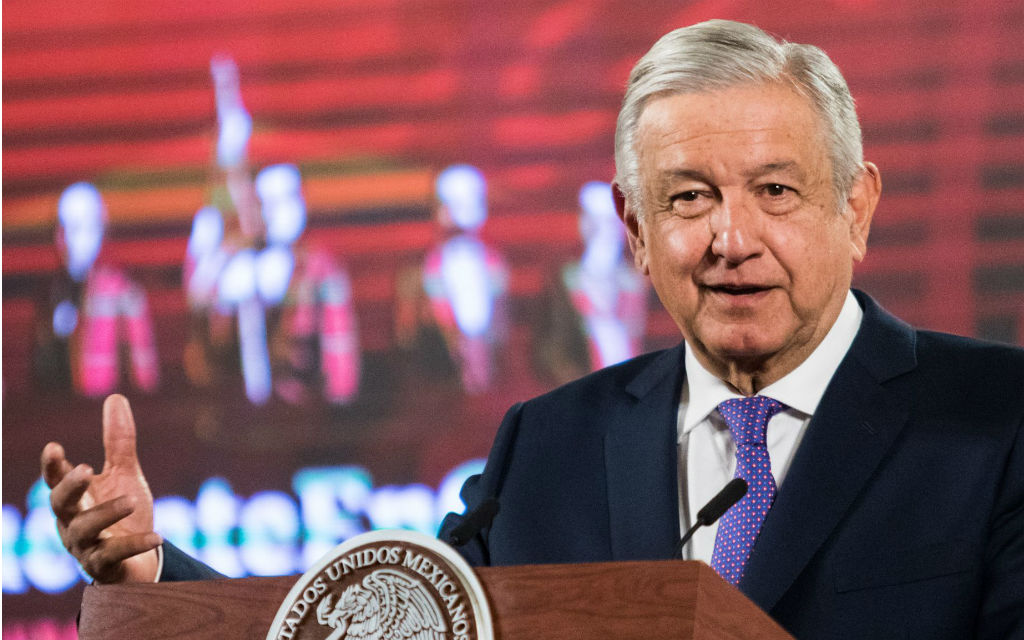 AristeguiOnline's tweet photo. Planea AMLO presentar iniciativa en la ONU para regresar piezas históricas a México https://t.co/pyxjCIOc68 https://t.co/j79tq5CXZ0