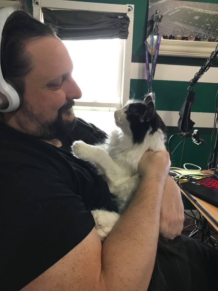 PanikGames's tweet photo. Here is what I call my stream kitty. His name is Ollie and he loves to come and hang out when I'm streaming solo. #cat #kitty #game #games #gaming #gamer #streamkitty #boardgames #boardgame #streming #twithch #youtube https://t.co/5UDerJShMX