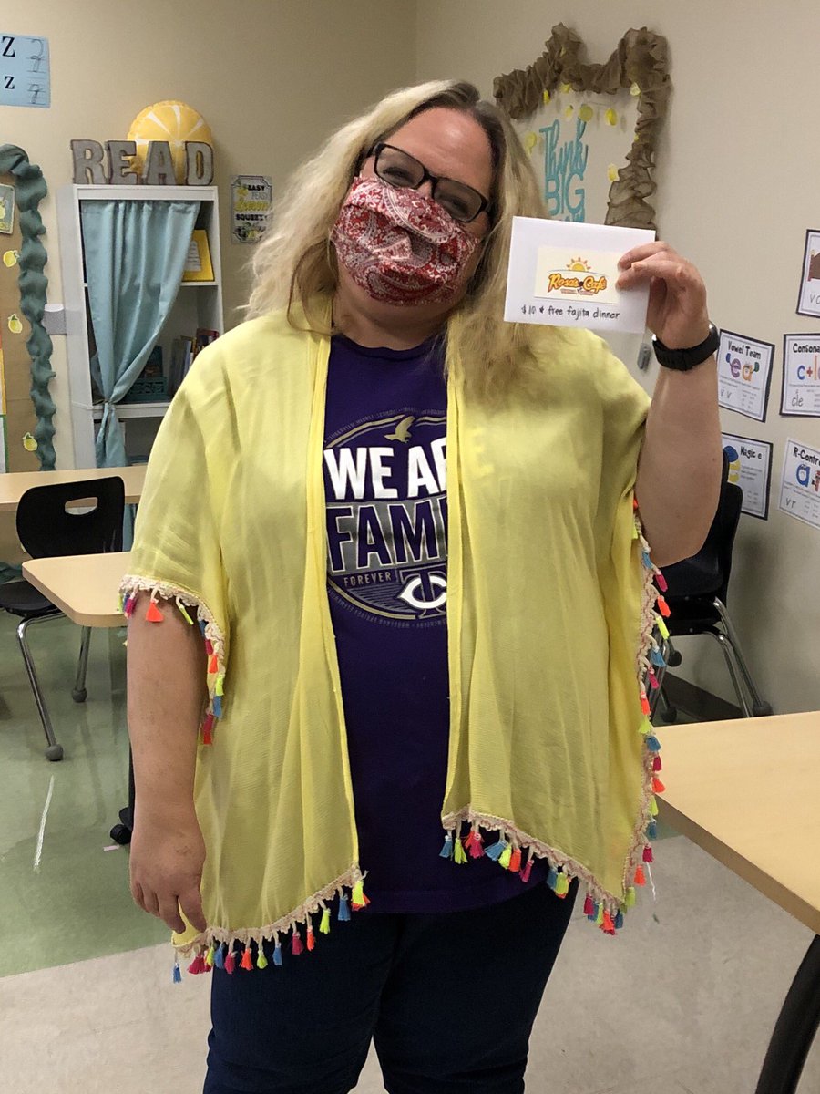 It’s Red Ribbon Week at @TimberviewMS . Mismatch Monday’s drawing winner of a $10 Rosas gift card and fajita dinner is Mrs. Amy Harp! We love seeing everyone in their mismatched outfits.