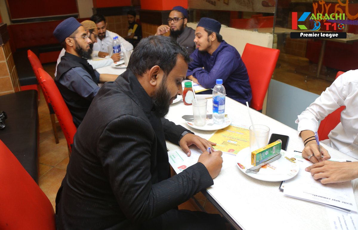 karachi_t10pl's tweet photo. The first Pro-Cricket meeting of the The Karachi T10 Premier League was successfully completed on 24 september 2020. 
#kt10pl #procricketmeeting #thesportsconference  #newera   #1stedition #eliteteam #cricket #neweraofcricket #pizzapoint #karachi #pakistan https://t.co/snzjggBM0q