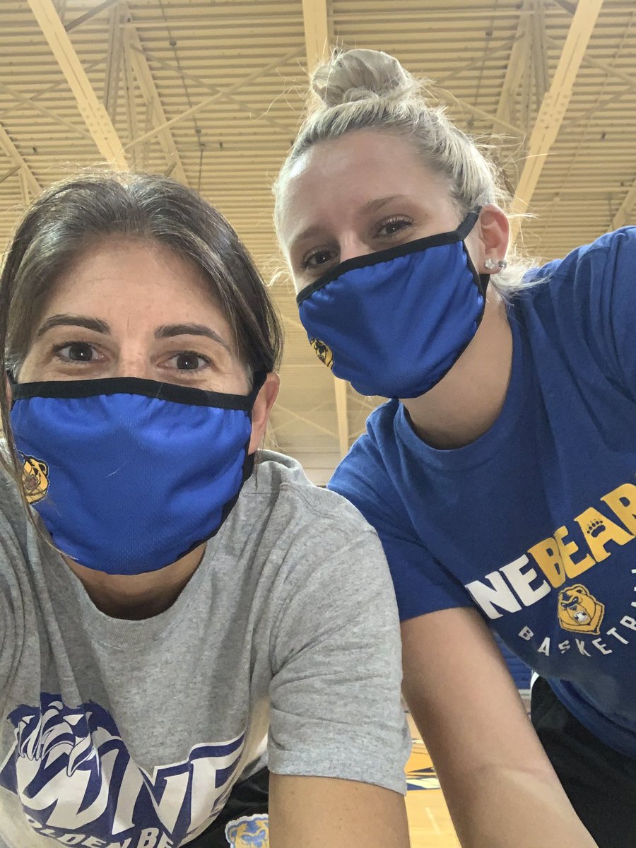 “Excellence is the gradual result of always striving to do better.” - Pat Riley

We have officially entered Phase 2A sporting new gbear masks🎉🐻 We are trusting the process and making each other better each day that we get to spend on the court!

#mindsetmonday