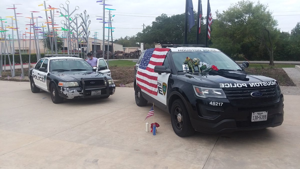 MHSAAMarlins's tweet photo. Sgt Preston's old patrol car and his EOW patrol car. Nice memorial #HC4Life https://t.co/FuEsVKOsUj