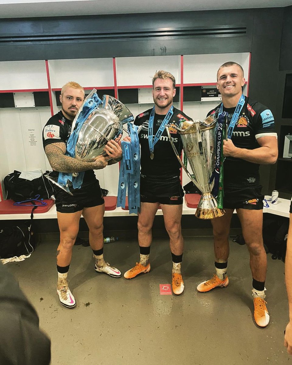 How bloody good?! Love being a part of this awesome club. #GloryDays #DoubleChamps 🏆⭐️