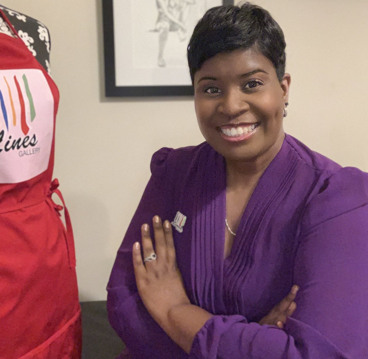 Good afternoon!  Dropping By the socials to say hey and hope you all are having a fabulous day!
#linesgalleryatl
#ArtIsLife
#SupportLivingArtists