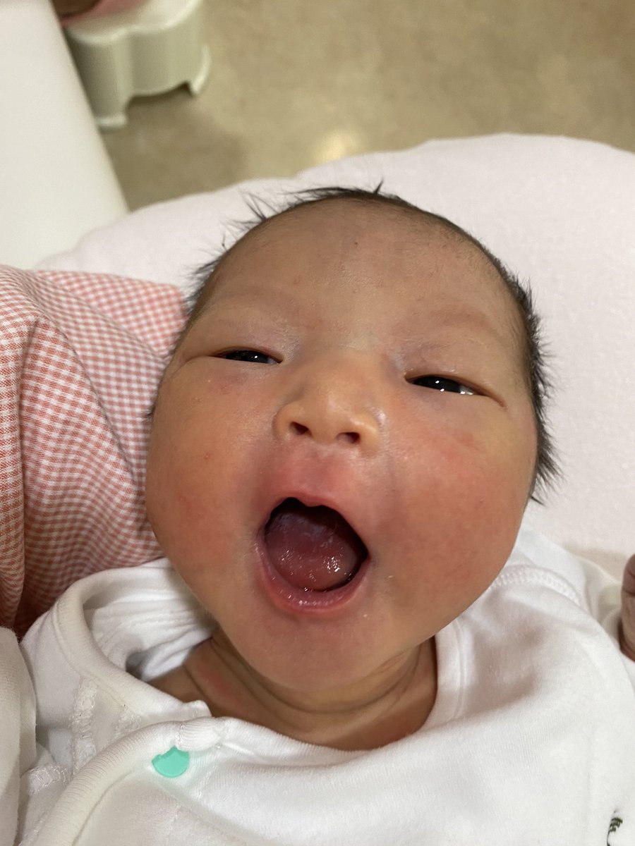 jueriRa030's tweet photo. 2020.10.25  13時53分
3280g 50.5cm 
次女　出産しました👶
お名前は桔花（きいか）です🐣
愛に包まれ美しく育ちますようにと言う願いを込めました💕

4人家族になった野口家をよろしくお願いします🥺 https://t.co/cP9ODXSPpU