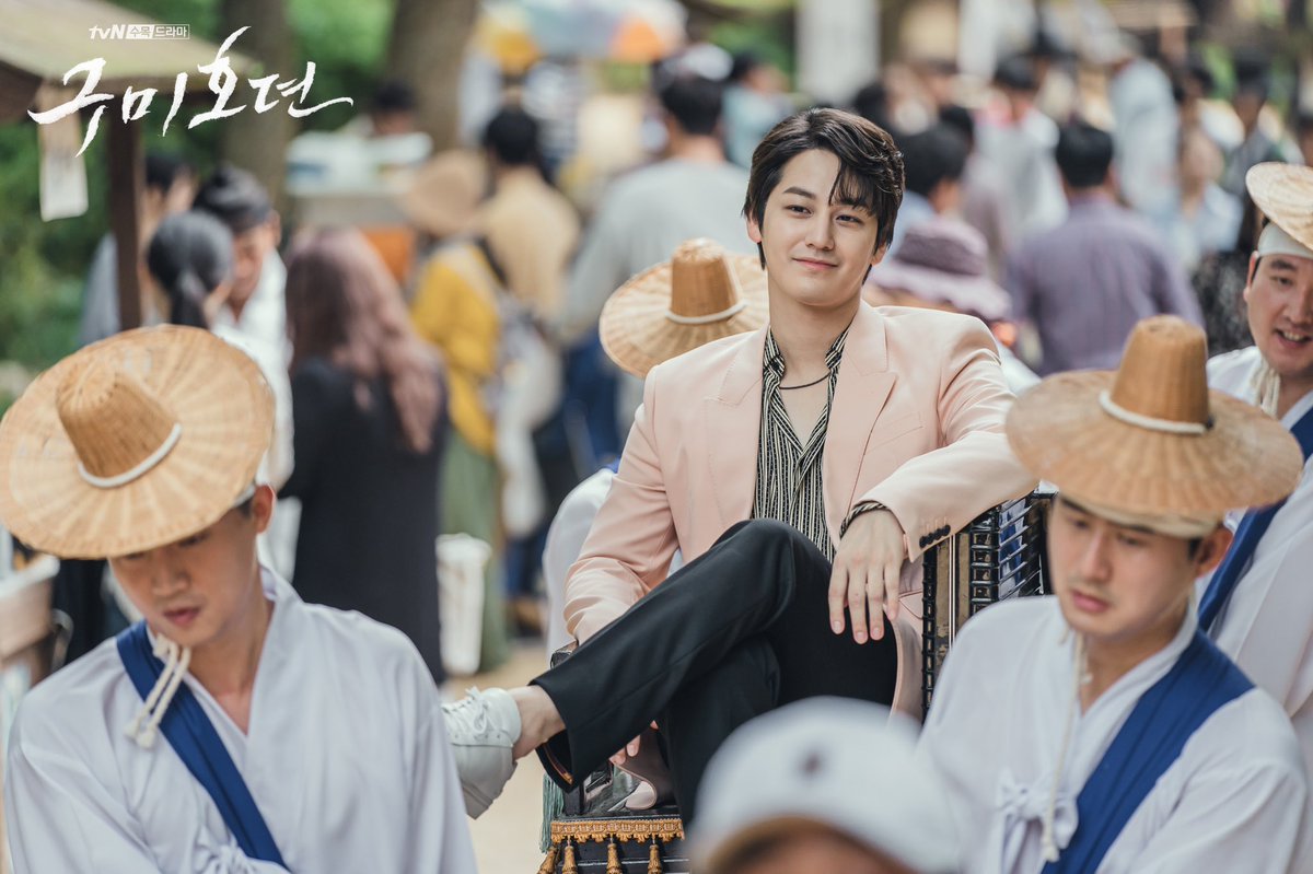 Король четырех столпов судьбы дорама. Ан гиль кан сказание о кумихо. Сказание о кумихо дорама. Со джи-хун актер. Джихун.