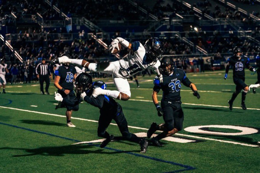 HHShypecrew's tweet photo. AWAY game this Thursday vs Weiss! 

Where: PFIELD 

When: 10/29 at 7 PM

Theme: CAMO 

Make sure to mask up and show out! 

#HuntTheWolves #BeatWeiss https://t.co/v50kcssVZE