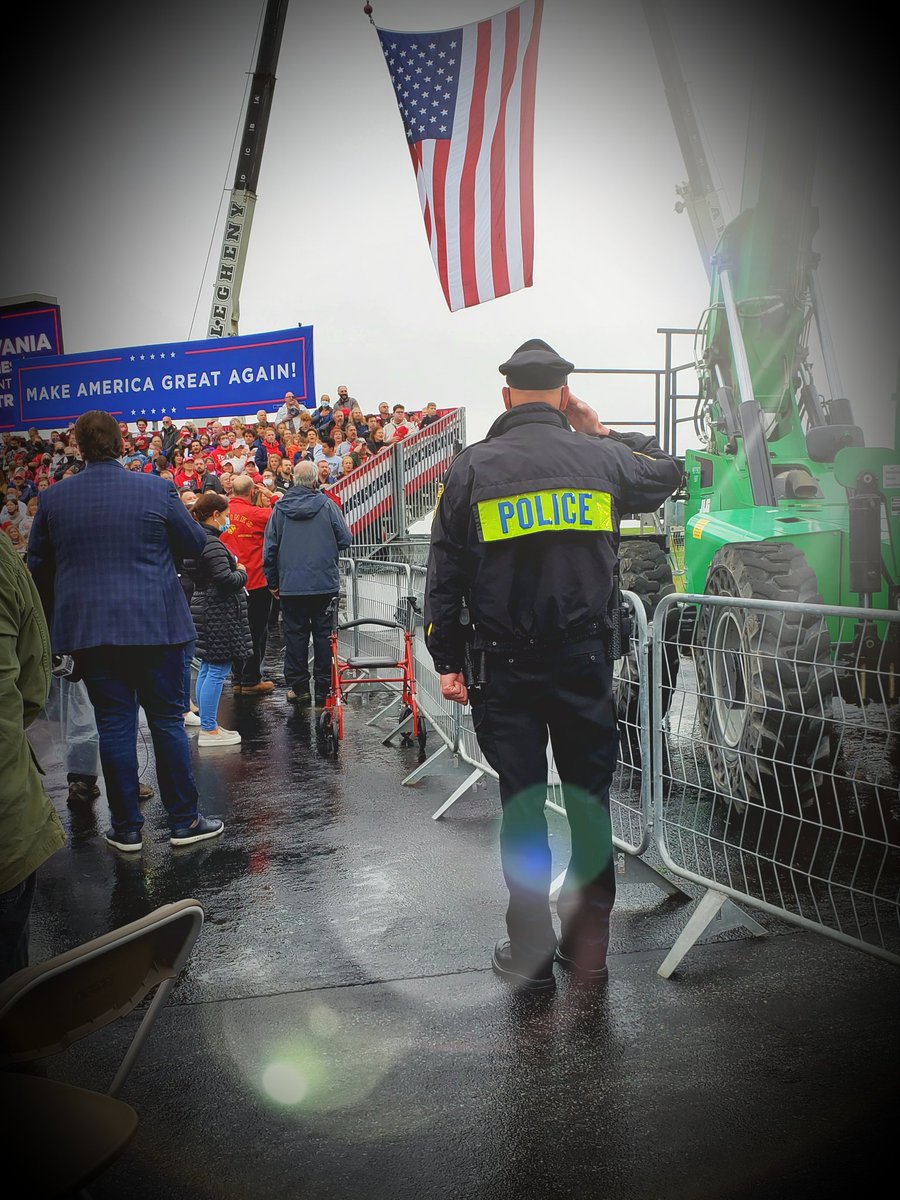 kylewhartman's tweet photo. Police Officer Saluting The American Flag During The @realDonaldTrump Rally In Lititz, PA https://t.co/mZcvRtdJeJ