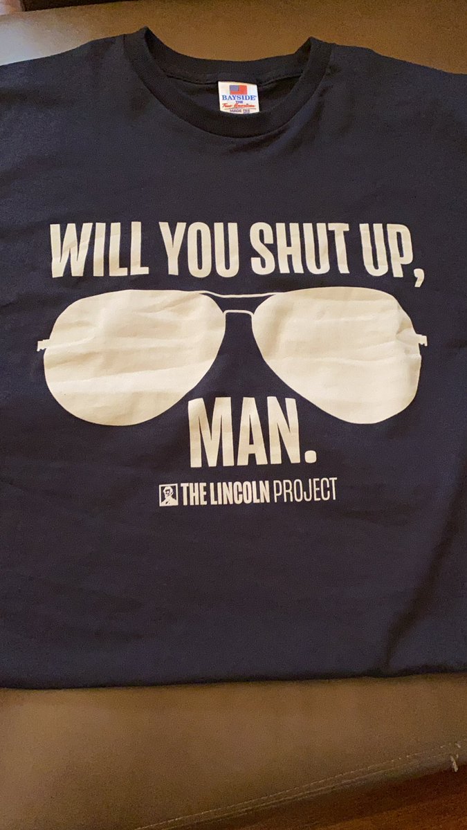Sansu74's tweet photo. So it took a few weeks to finally get it...but I can’t wait to wear it  when I go vote! #UnitedNotDivided @ProjectLincoln https://t.co/SPccVRBZ2i