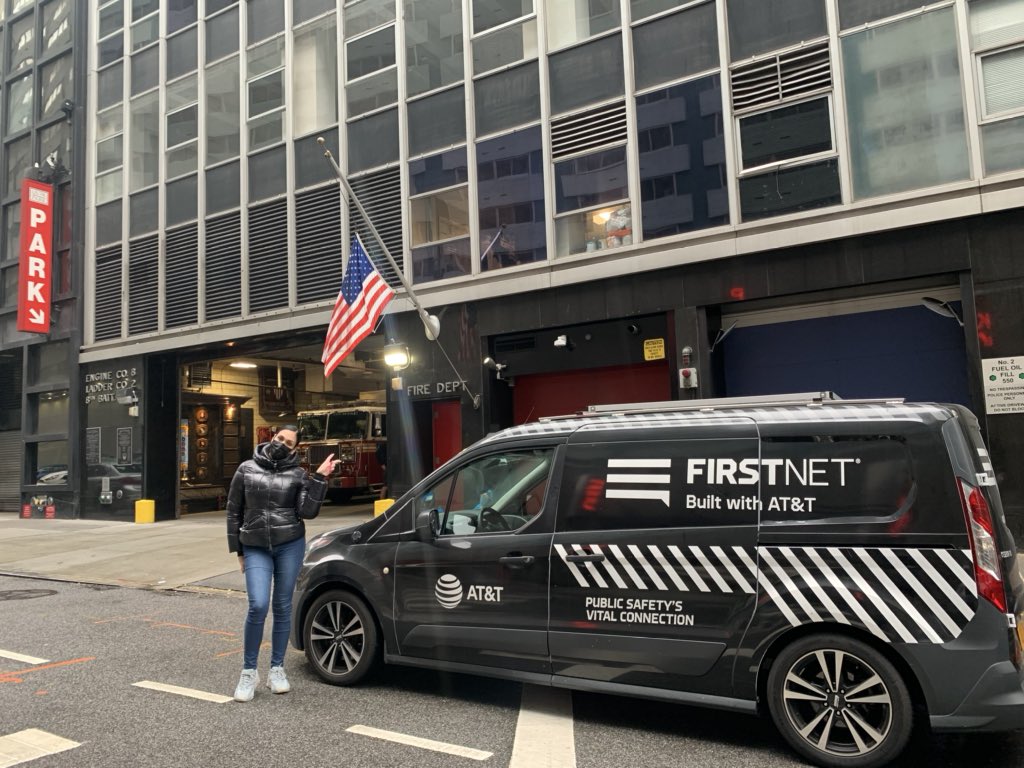SmallBizzyBone's tweet photo. 🚨FirstNet Win local with @MSuhaydee for team #MidtownBashers.
Making sure our Hero’s get the Best service and pricing they deserve 🦸🏽♂️
✅FirstNetFriday 🚑
✅NNO follow up 🚒
✅Pick Your Precinct 👮🏾♂️
#SignatureHuntingSeason 🗺 https://t.co/1VdMNw9voN