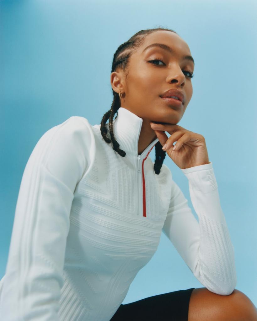 yarashahidibr's tweet photo. 📷 | Novas fotos da Yara para a campanha da coleção Prada Linea Rossa https://t.co/AqAzkdM9oM