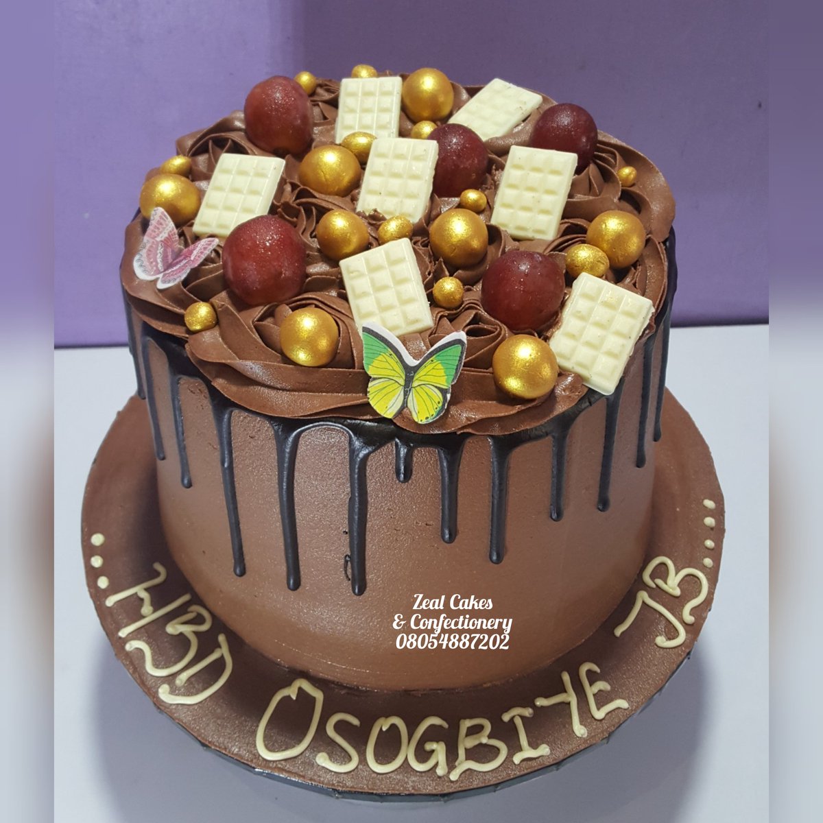 zealcakesnconf1's tweet photo. #birthdaycakes #zealcakes #cakesinlagos #cakevendor #cakedecorating #isolocakes #cakelover #cakelove #instabaker #instacake #cakedecorations #lagosbaker #instacakedesign #cakelovers #cakes #nigerianbaker #cakeboss #cake https://t.co/uAOS7jt5oC