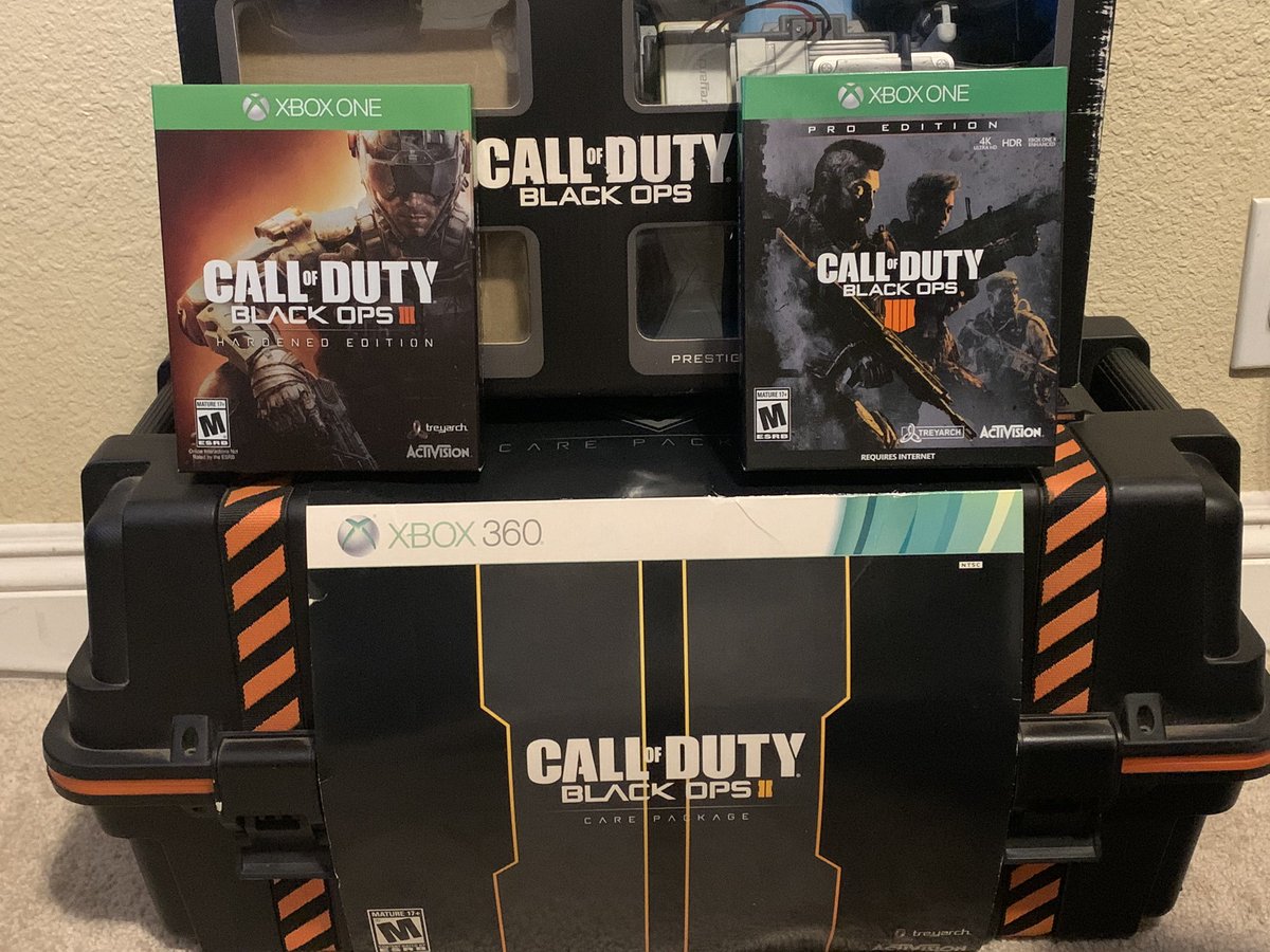Birdseatworms24's tweet photo. @CallofDuty really bummed there isn’t even a basic steel book copy of Cold War. :( #ColdWar #CallOfDuty #prestigeedition #hardenedition #proedition #carepackage https://t.co/wDIQRZdD6u