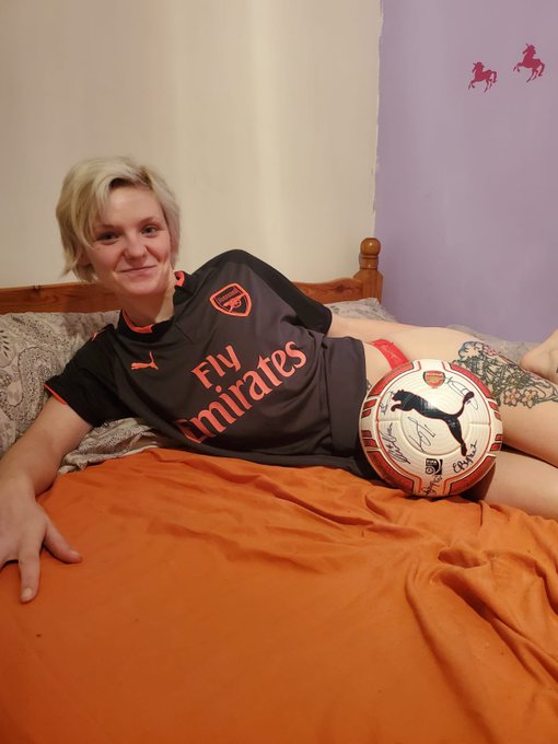 Most you horny guys should appreciate this including you Spurs fans 😈 https://t.co/XrKsgydxGZ<a href="/tag/sweet"class="tags"><span>#sweet</span></a><a href="/tag/sexy"class="tags"><span>#sexy</span></a><a href="/tag/red"class="tags"><span>#red</span></a><a href="/tag/petite"class="tags"><span>#petite</span></a>