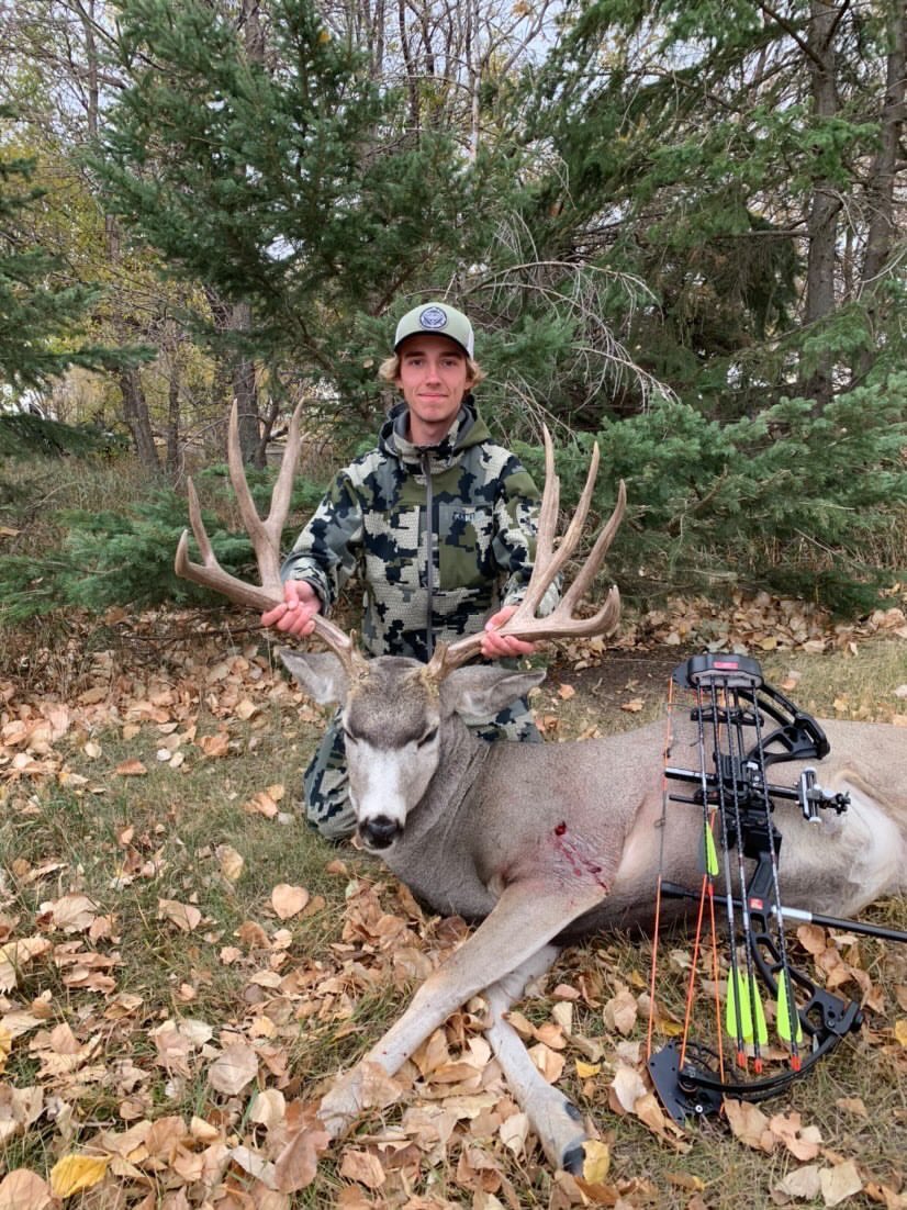 Pope & Young Club tweet media