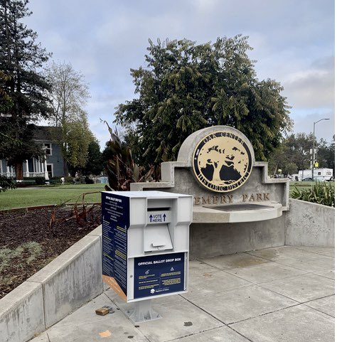 strtwyze's tweet photo. EARN $200* TODAY!! 
Lines too long? Can't find Ballot boxes? What has Election 2020 REALLY been like in your hood? Share YOUR voting/the election stories on VoteWyze. *Earn up to $200 in e-gift cards by sharing your stories on https://t.co/aiJuIVErV0! See below for info &amp; share! https://t.co/QveI9laFFk