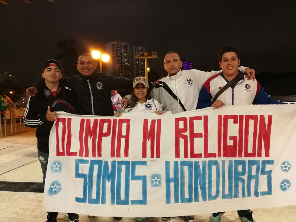 Jeka1Ale25's tweet photo. Que te Puedo decir... Fue CELESTIAL, Poder verte Campeón ese día... https://t.co/G8YQBcpQPB