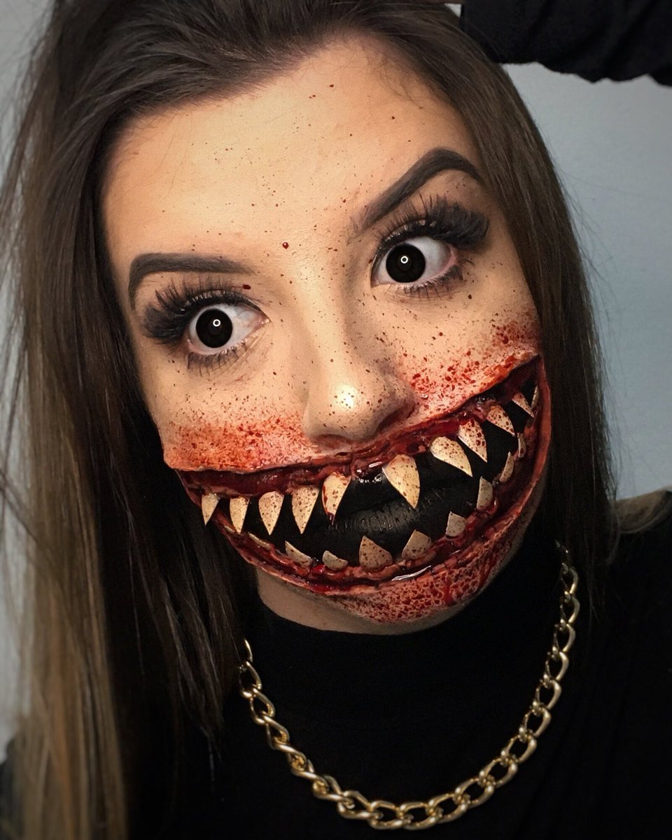 wnchestrstyls's tweet image. quatro horas fazendo pra virar um monstro banguela 

#LPCostumeComp #LPMakeUpComp