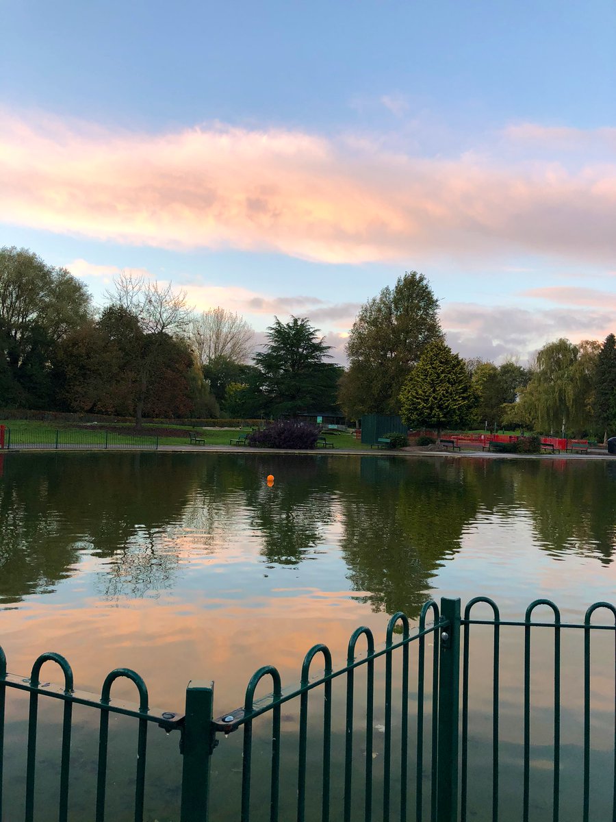 Suzy_su's tweet photo. @derby_parks @DerbyCC @love_derby @VisitDerby Any chance Ranger Nick/team #markeatonpark could rescue my boy’s orange @MitreSports #football &amp; reunite? 7 y old kicked it over fence @ playpark,in2 rectangular pool😱! Had 2 take distraught boy home😭😭#dusk #sadboy #lostfootball #lostbdayprez #theosball #allyouneedisaball ⚽️💔 https://t.co/ZMiij2FM6c