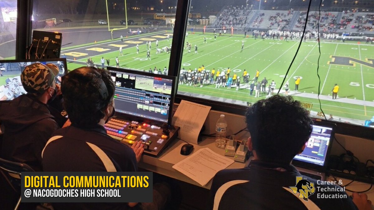NacISD_CTE's tweet photo. Running like clockwork! Our Student Video Production Team worked the varsity football game last Friday. #NacCTE https://t.co/Nqys9b0ThT