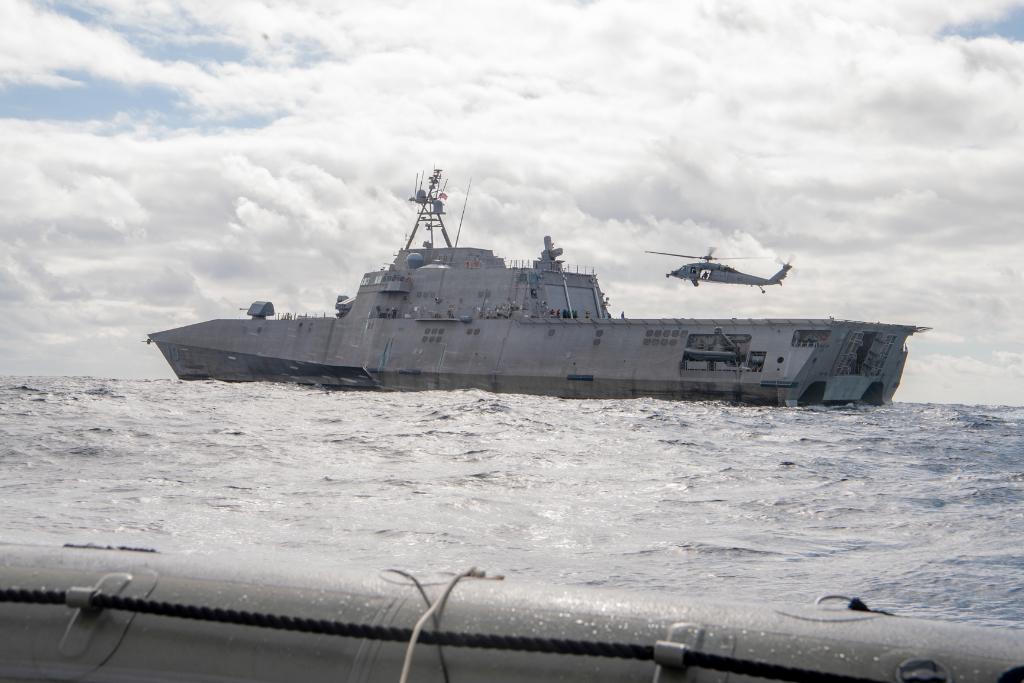 USNavy's tweet photo. @USNavy photos of the day: @USForcesJapan and #JMSDF participate in exercise Keen Sword 21, #USSGabrielleGiffords #FltOps in #US7thFlt, #USSRonaldReagan #FltOps and #NMCB5 trains at @NBVCCalifornia. ⬇️ info & download ⬇️: https://t.co/jsnho8Lr9c https://t.co/QW284eWCcb