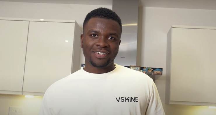 GRMDAILY's tweet photo. 🎥 @MichaelDapaah talks about '#SWIL3', upcoming music & more in playful new video
➡️ https://t.co/XBFHGQLZ5F https://t.co/UwIMMUM6fz