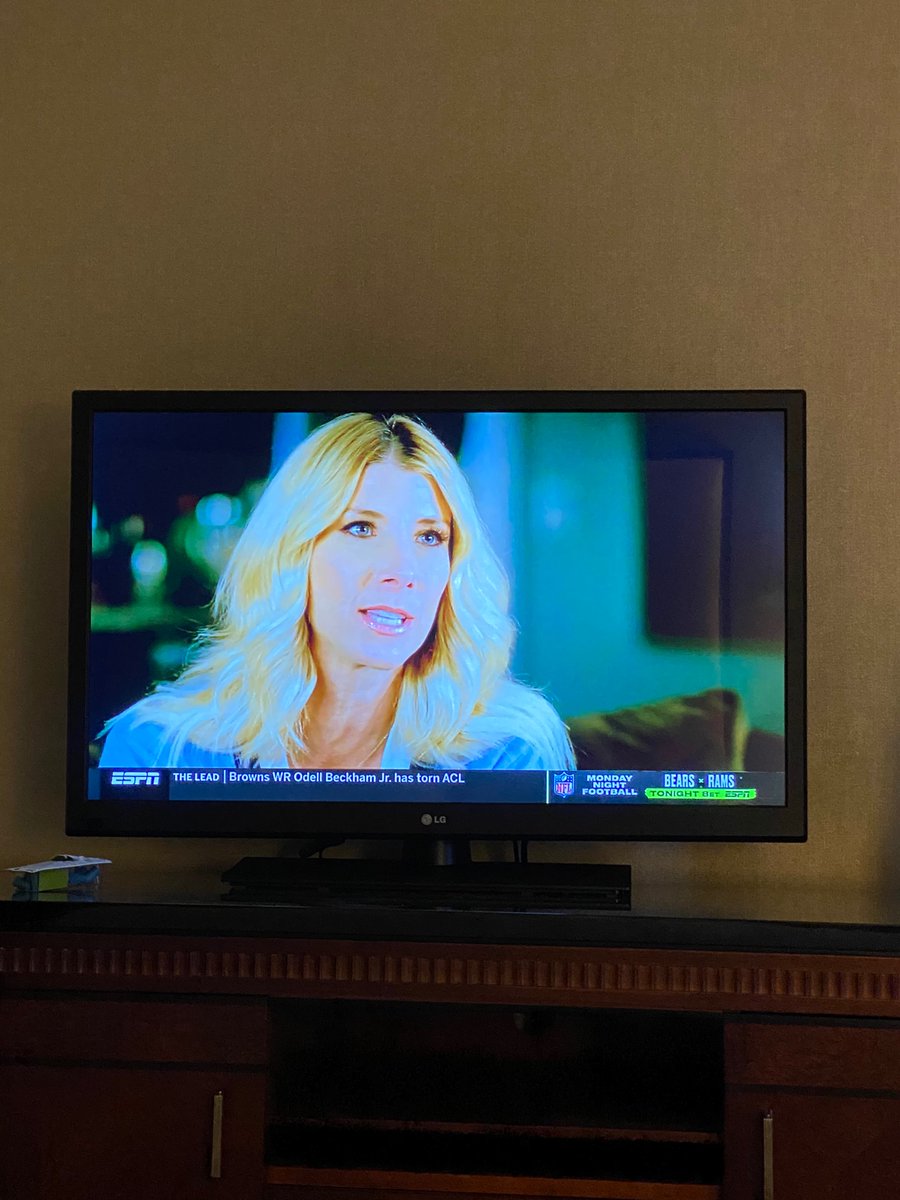 Could NOT be more proud of this beautiful, strong woman. My wife @MichelleBeisner did a great in-depth piece on what makes @AaronDonald97 such a great player. Well done @espn and Monday Night Countdown. https://t.co/5gBEXKG4q7