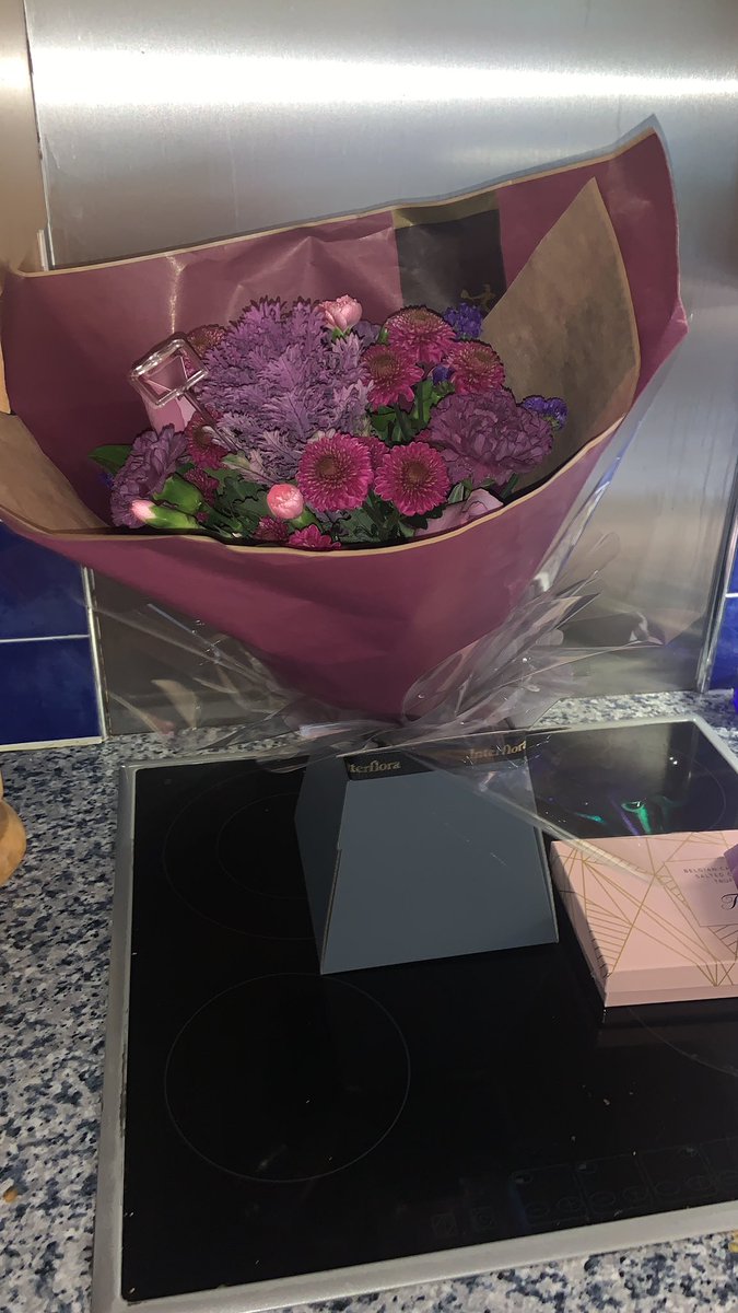 han0603x's tweet photo. 🌺🌺🌺🌺 https://t.co/dTnOqtto97