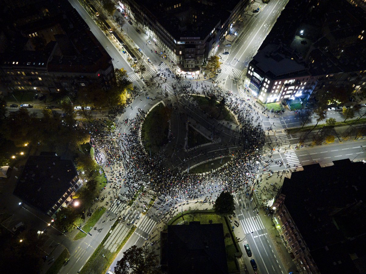 ***** *** #wyperdalać #ToJestWojna #Szczecin #blokada