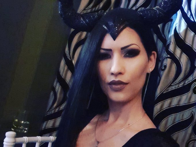 I'm online right now on skyprivate (live skype sessions). my private profile: https://t.co/m3vqrUm8N3<a href="/tag/mistress"class="tags"><span>#mistress</span></a>