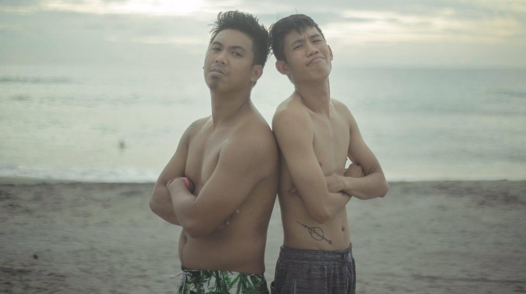 Imjunnieboy's tweet photo. HAPPY BIRTHDAY KUYA @TheCongTV https://t.co/7J3I6UtaDp