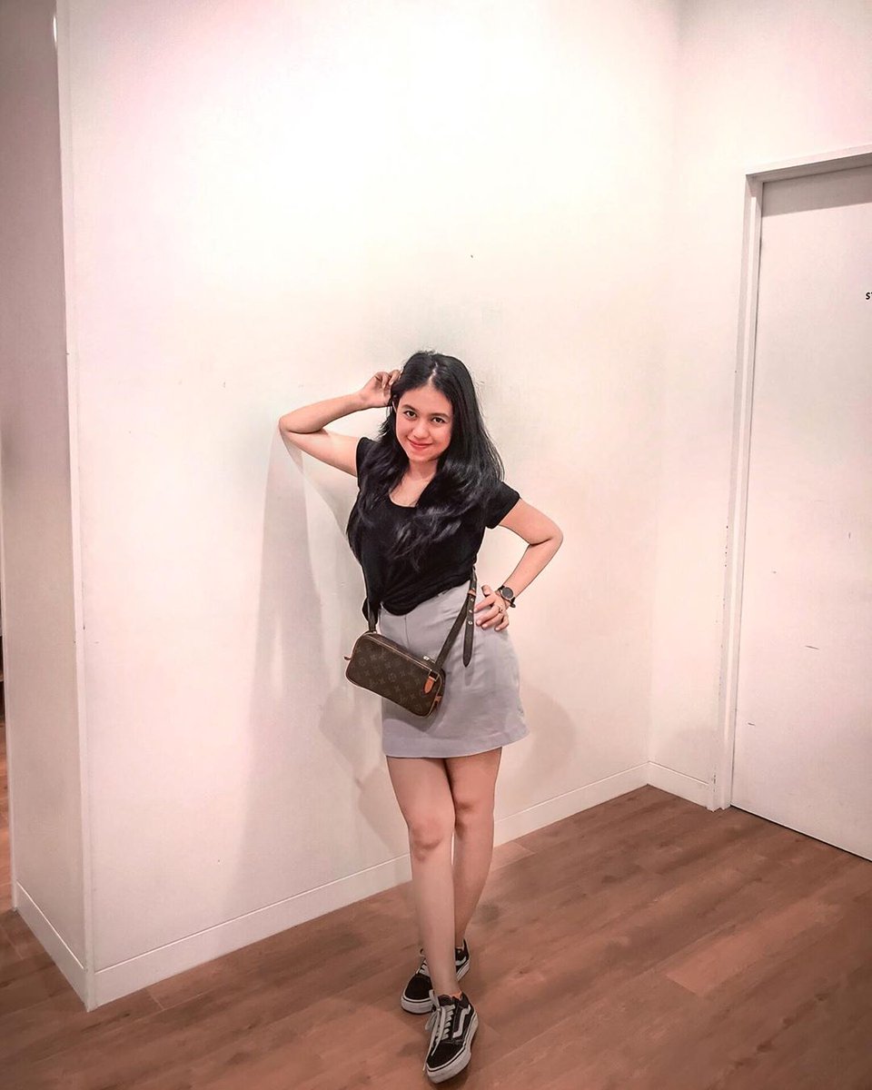 Hariyat51594521's tweet photo. Malam Ini Avail 2 Slot ya beb,butuh yg serius Dan Yang Pasti🙏🏻
Info Lengkap rr dm/
💬wa082284916321
#AVAIL4BOOKING
#availdepok
#availmares2
#openbodepok
#includeroomDepok
#openBOmares2
#BOmares2
#BOdepok
#BOmargonda
#RealAngels
#bisyardepok
#bisyarmargonda
#bisyarMares2 https://t.co/SP988SwiPC