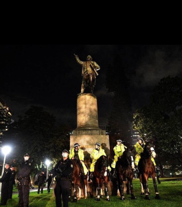 mounted police cordon for captain cook. contempt and destruction for #DjabWurrung. it's still 1788 in this fucking colony