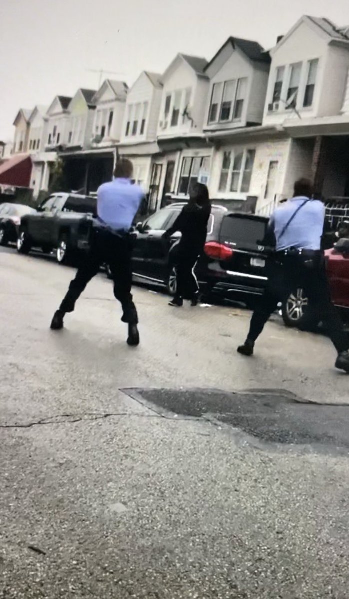  #PhiladelphiaProtesters are currently gathering in Malcolm X Park to protest against this officer-involved shooting.Images shared by the local FOX news station captured the moments just before victim was shot by Philly Police officers.Victim ID’d as Walter Wallace Jr., 27.