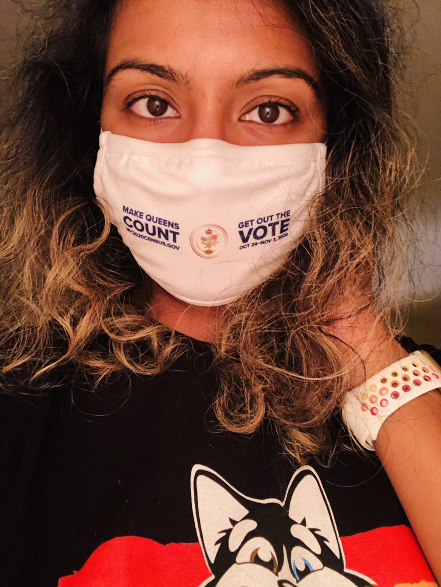 urvashie_dance's tweet photo. Everyone needs to get out and #VOTE!! Haven’t been posting much lately, but this needs to happen!
•
Thanks to @jaimefayebean for the awesome mask!
•
#queens #newyork #vote2020 #earlyvoting #getoutthevote #election #election2020 #imahotmess https://t.co/T3Eoj20viy