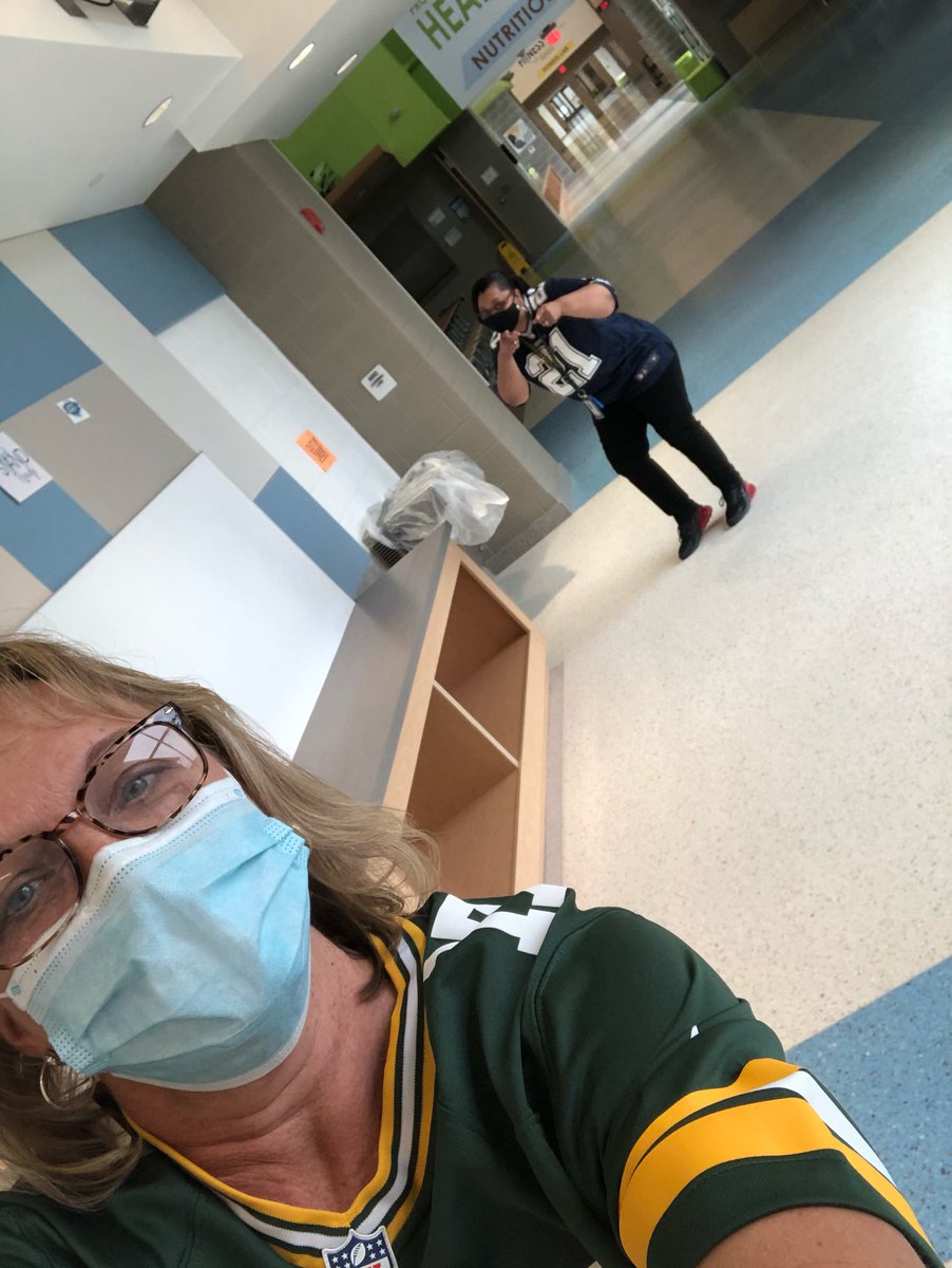 MissPolanco's tweet photo. When your Principal and Guidance Counselor "Team Up Against Bullying" for Red Ribbon Spirit Week 💙💚 #STANDNNPS #DSAPride https://t.co/9PacmuLByv
