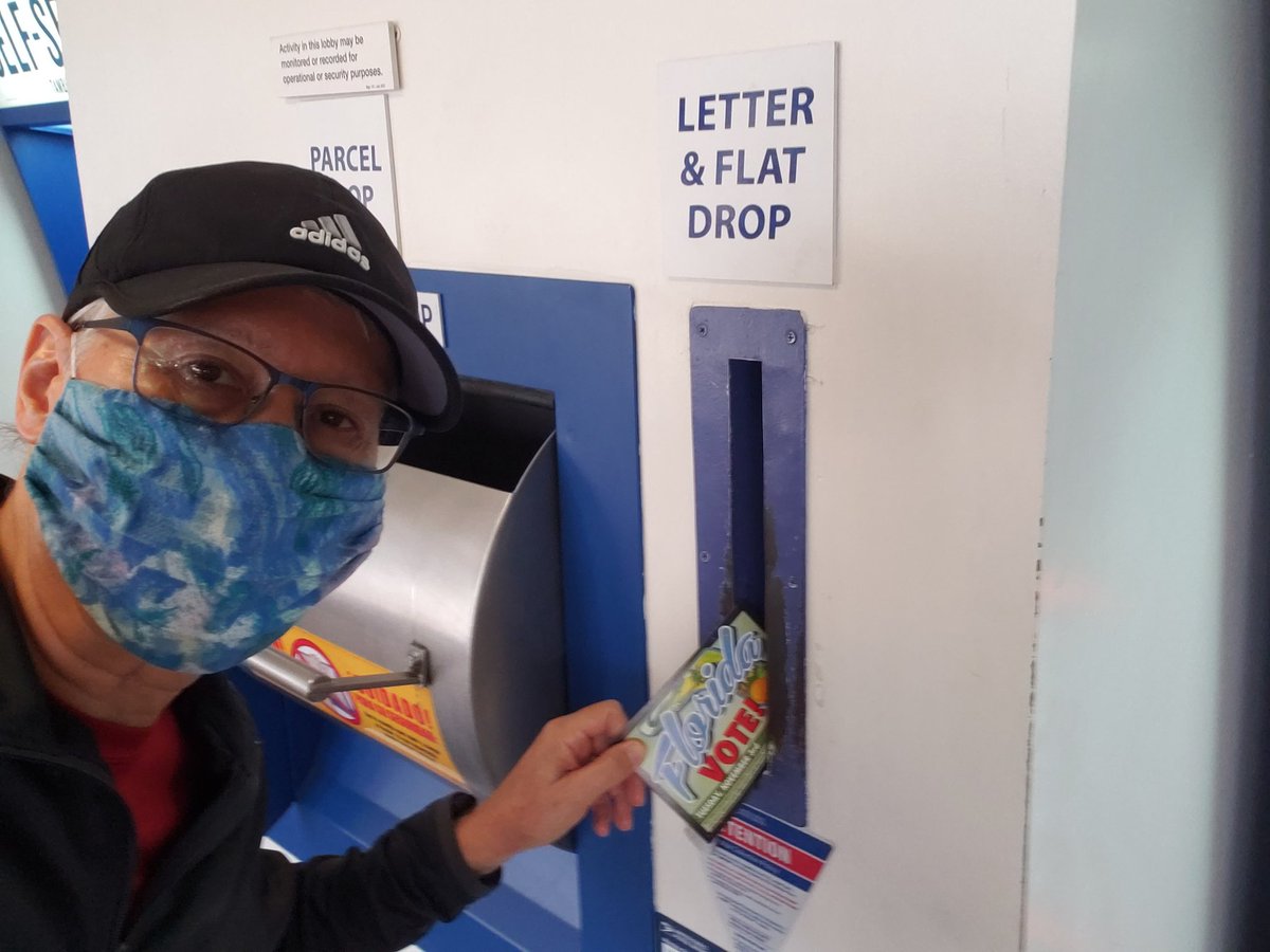 Sent off 220 Postcards to Swing States (Florida) this morning at <a href="/USPS/">U.S. Postal Service</a>. Let's GOTV - Get Out the Vote! 😊 
@Postcards2WI