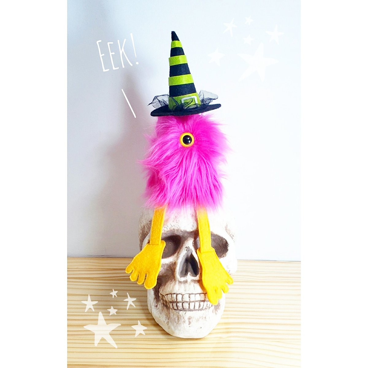 SpiderbiteShop's tweet image. Alas, poor Nelly! I knew him, Horatio, and he was a scaredy pants. Nervous Nellies are the perfect Halloween companion, as they'll always be more scared than you!

spiderbite.etsy.com

#halloween #skull #scaredycat #witch #handmade #etsy #spooky #pink #monster #plush #toy