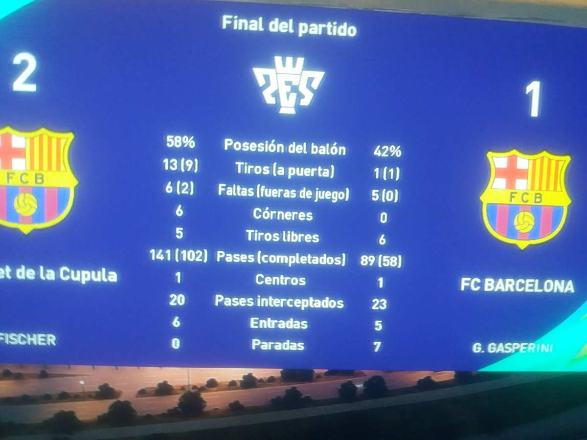 rachet_king's tweet photo. complicarme un partido con estas estadísticas y con el unico tiro  de mi rival sea esa mamonada del juego @officialpes 👍🤣⚽️ https://t.co/wcHkHtEMLo